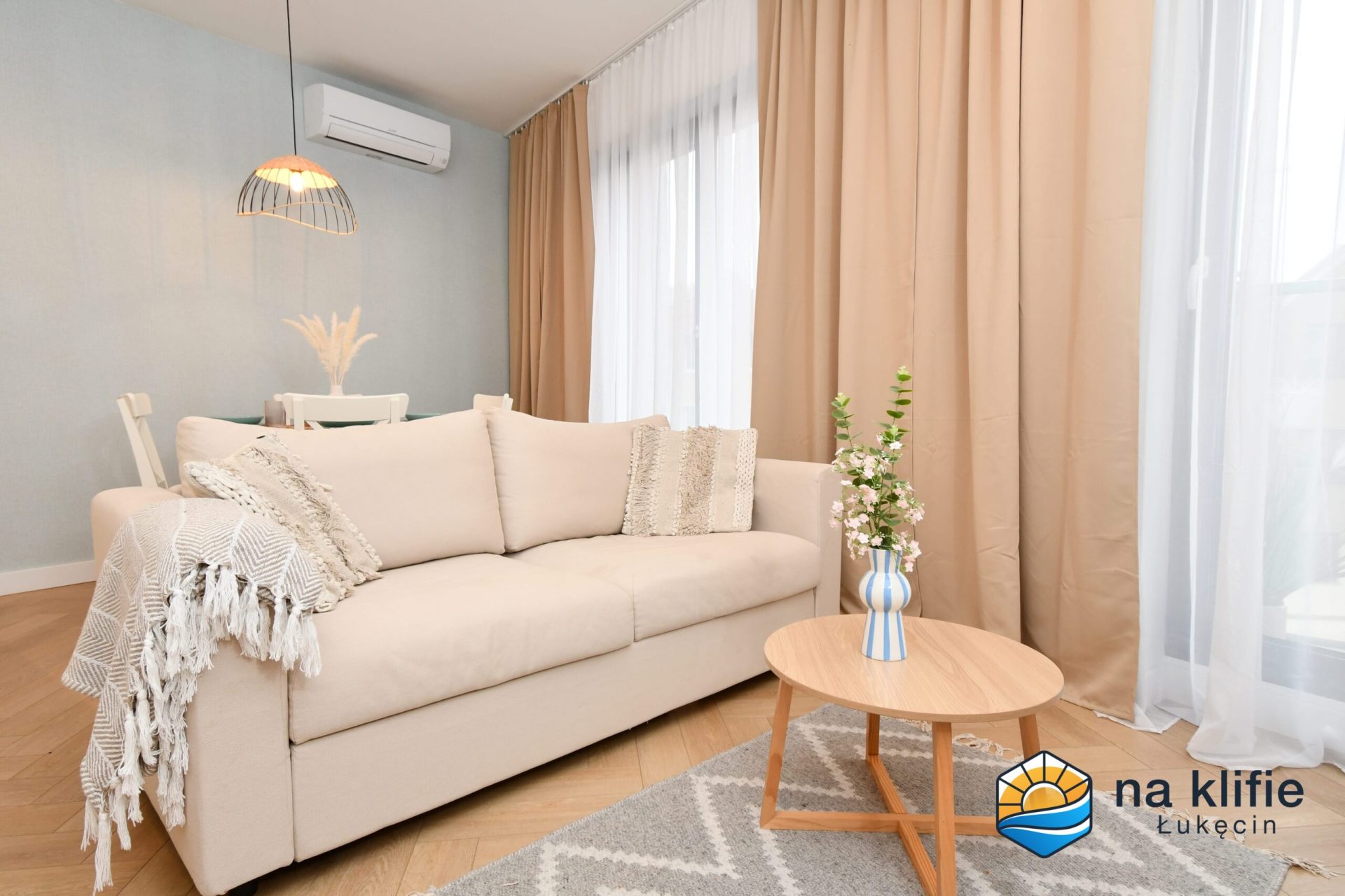 Living room with kitchenette
